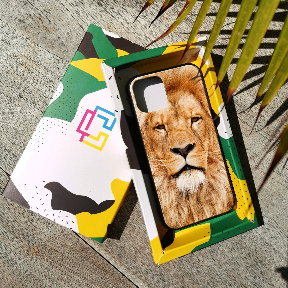 Lion Face - Glass Phone Case - cmzart